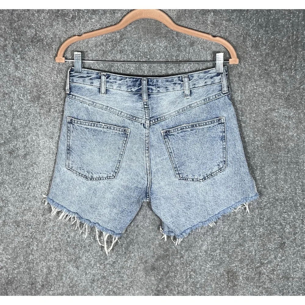 We The Free Baggy Tomboy Jean Shorts Womens Size 24 Blue Distressed Button Fly